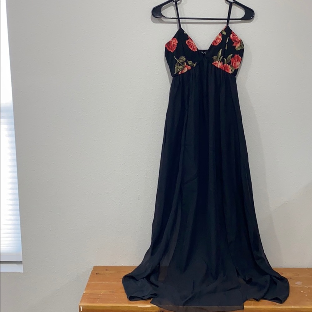 Black & Rose print maxi dress
